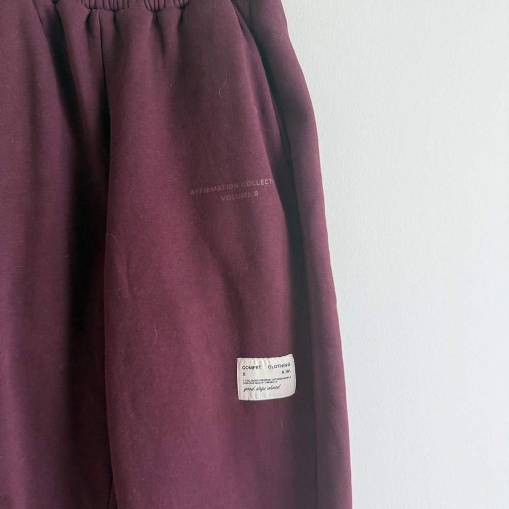 Comfrt Affirmation Straight Leg Maroon Pants Size XS - Picture 5 of 11